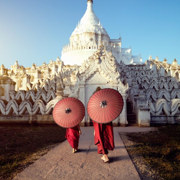 myanmar vacation